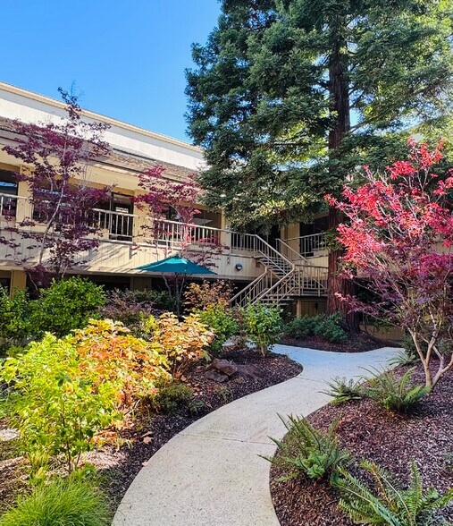 Primary Photo Of 525 Middlefield Rd, Menlo Park Unknown For Sale