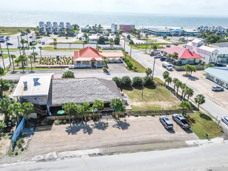 More Photos Of 36 W Pine Ave, Eastpoint Restaurant For Sale