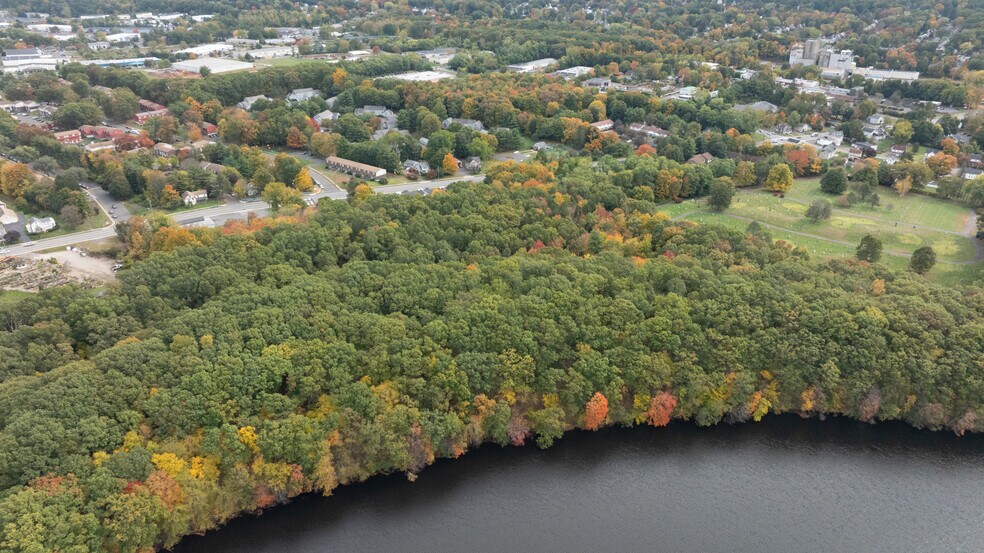 More Photos Of 206 Oakland, Manchester Land For Sale