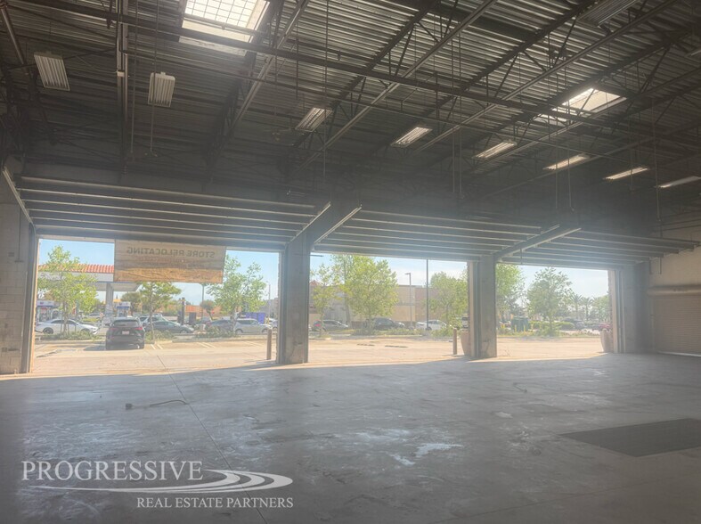 More Photos Of 8048 Cherry Ave, Fontana Freestanding For Sale