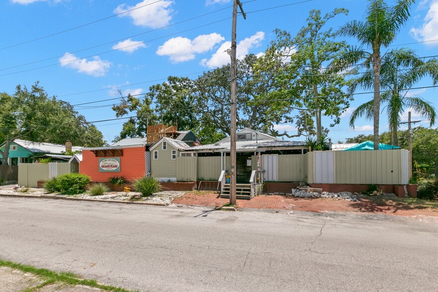 More Photos Of 3109 N Ola Ave, Tampa Hospitality For Sale