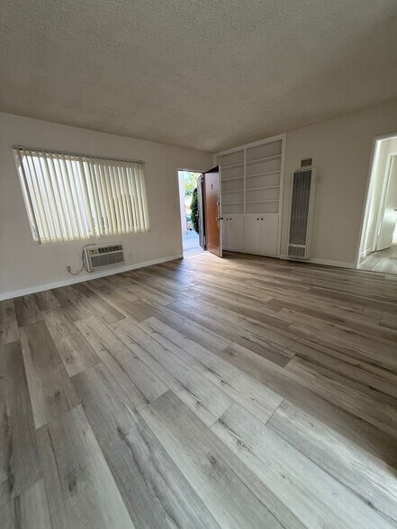 More Photos Of 4133 La Crescenta Ave, La Crescenta Apartments For Sale