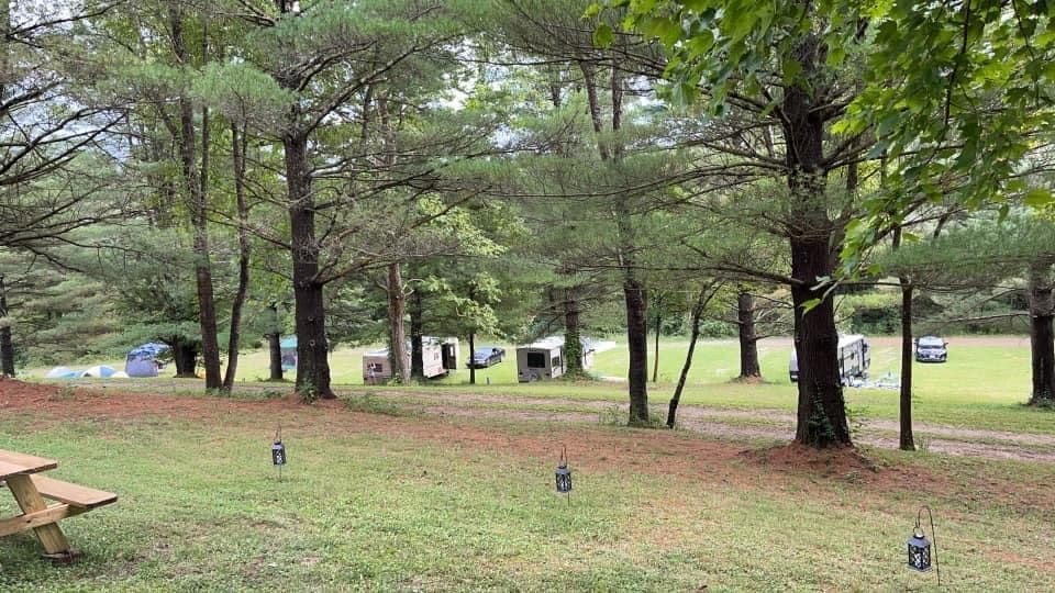 More Photos Of 7896 Roundhouse Rd, New Marshfield Trailer Camper Park For Sale