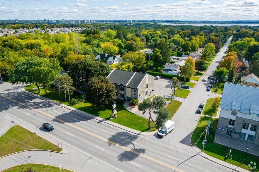More Photos Of 366 Rd Aylmer, Gatineau Medical For Sale