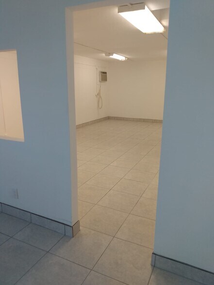 More Photos Of 1000 S Dixie Hwy W, Pompano Beach Office For Lease