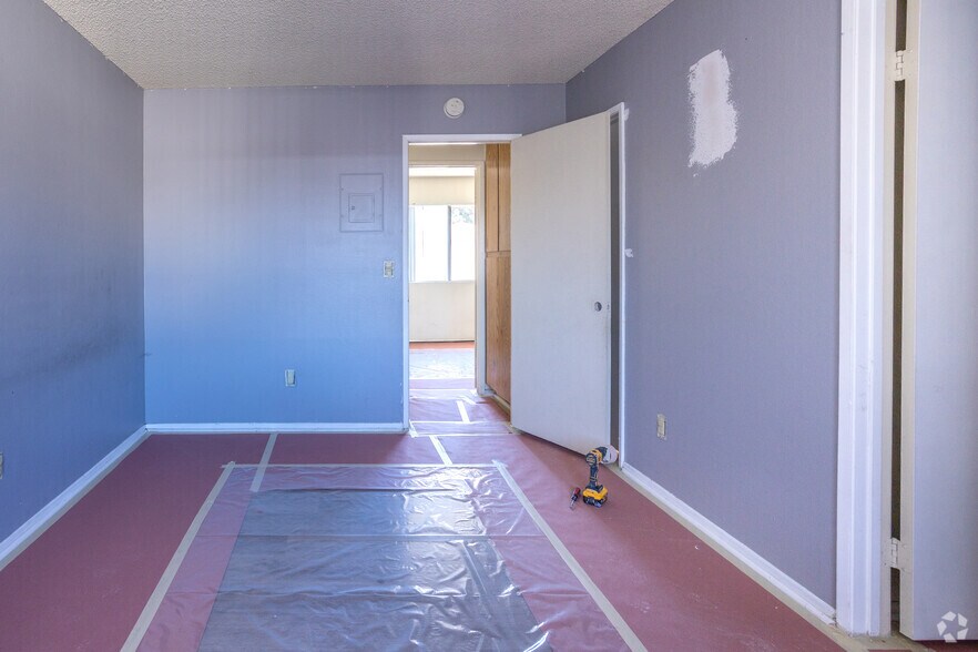 More Photos Of 7246 Petrol St, Paramount Apartments For Sale