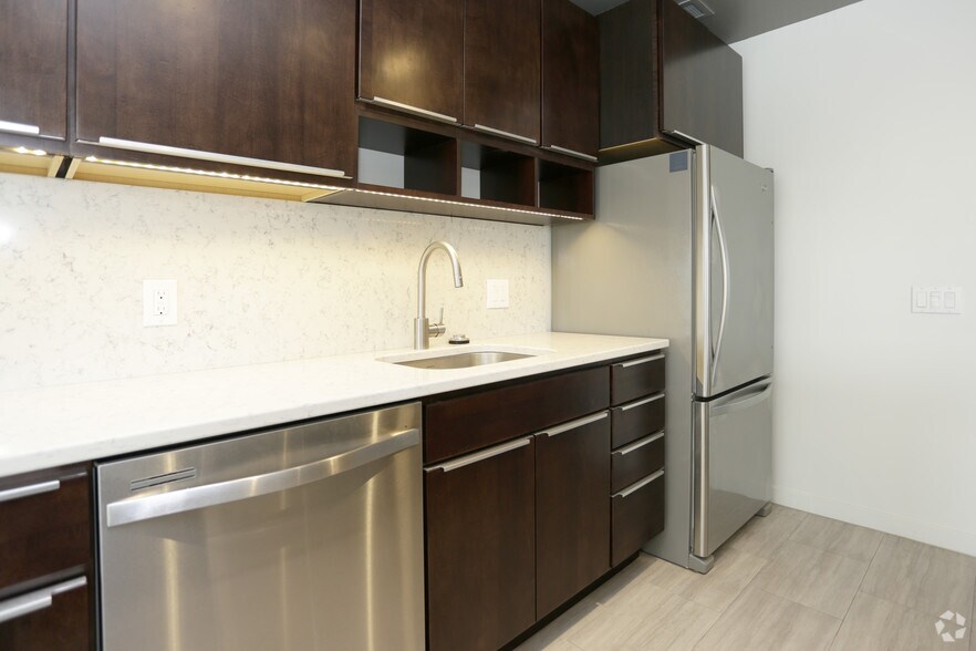 More Photos Of 55 Ionia Ave NW, Grand Rapids Apartments For Sale