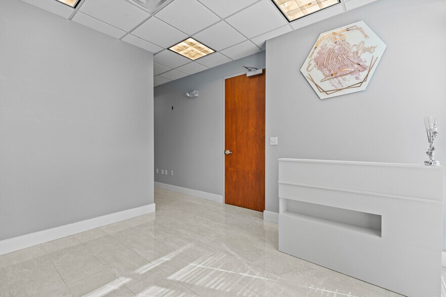 More Photos Of 8200 SW 117th Ave, Miami Medical For Lease