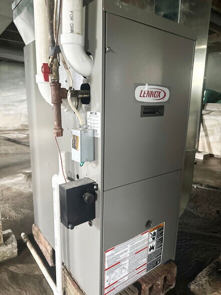 More Photos Of 1001 Crawford St, Tilden Specialty For Sale