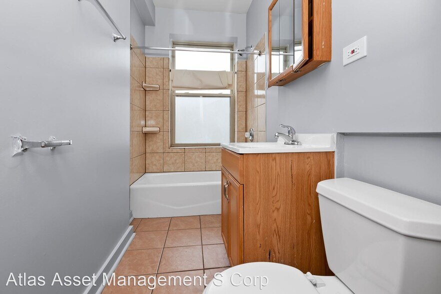 More Photos Of 6237-6245 S Kedzie Ave, Chicago Multifamily For Sale