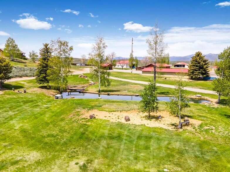 More Photos Of 319 W Magic Rd, West Magic Hospitality For Sale