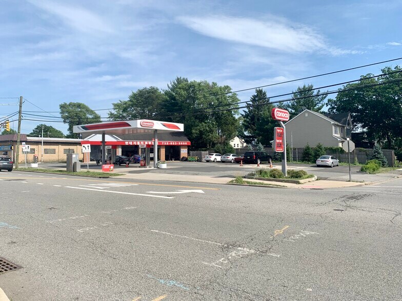 More Photos Of 1808 Woodbridge Ave, Edison Service Station For Lease