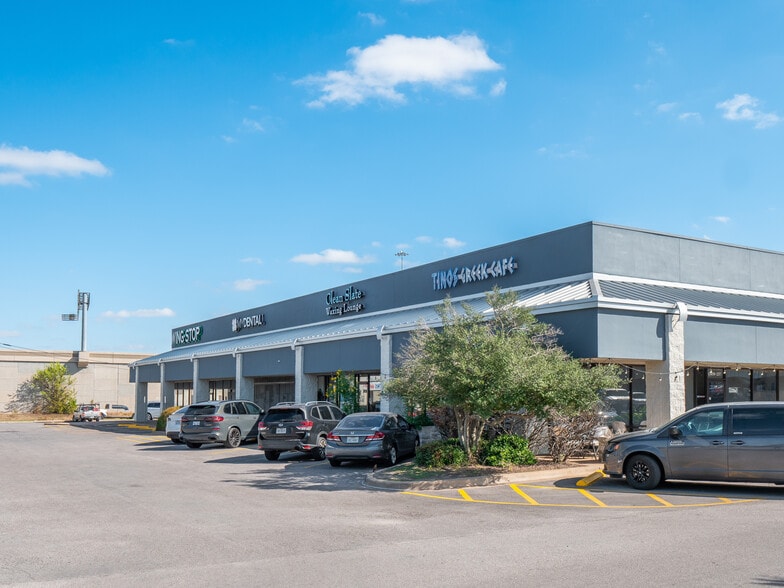 More Photos Of 13450 Research Blvd, Austin Unknown For Lease