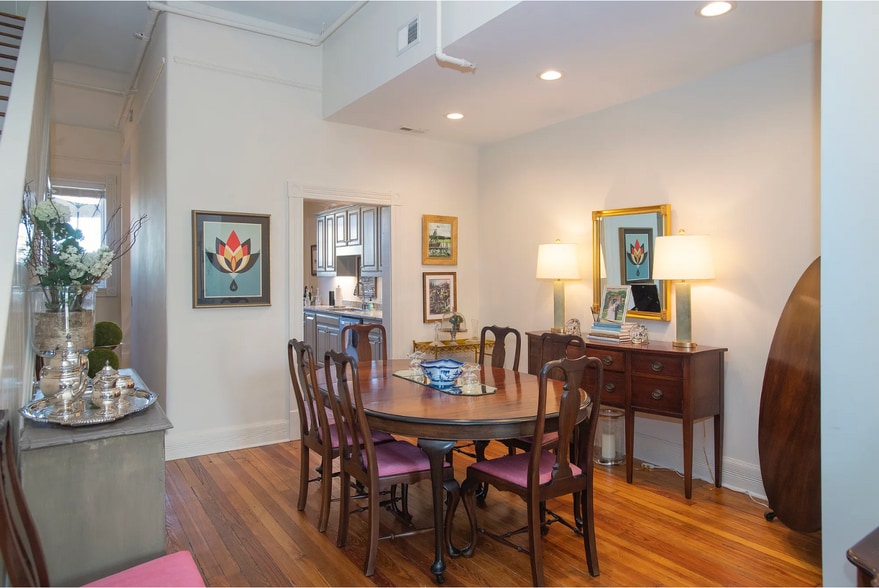 More Photos Of 160 E Main St, Spartanburg Apartments For Sale