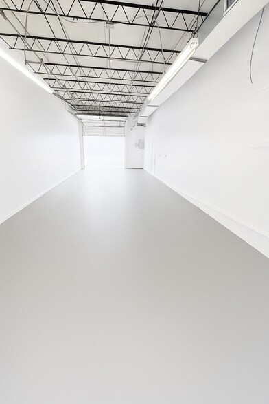 Primary Photo Of 3557-3563 NW 9th Ter, Oakland Park Warehouse For Lease