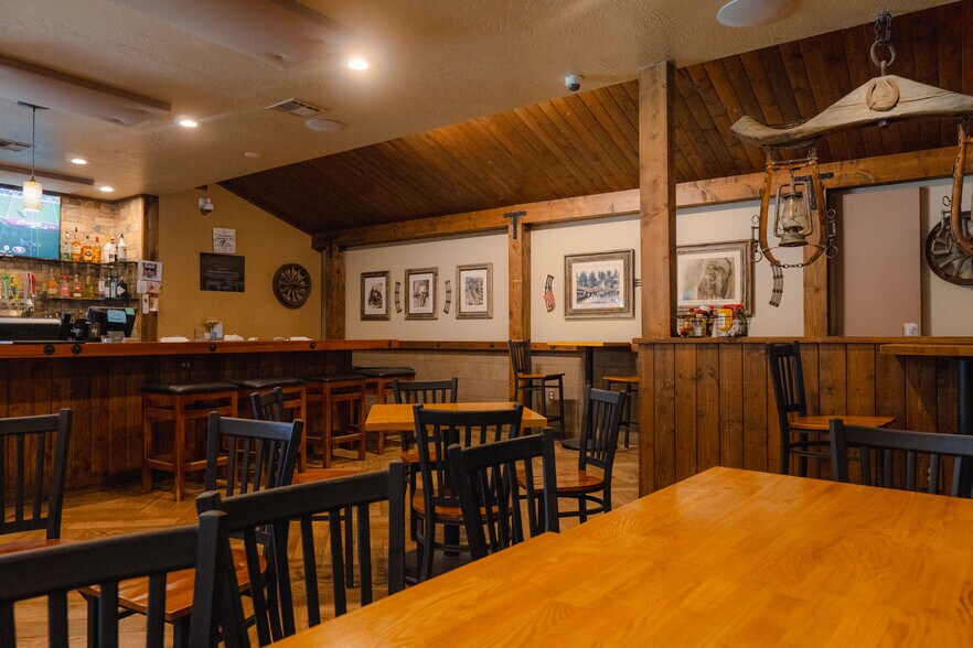 More Photos Of 5159 CA-140, Mariposa Restaurant For Sale