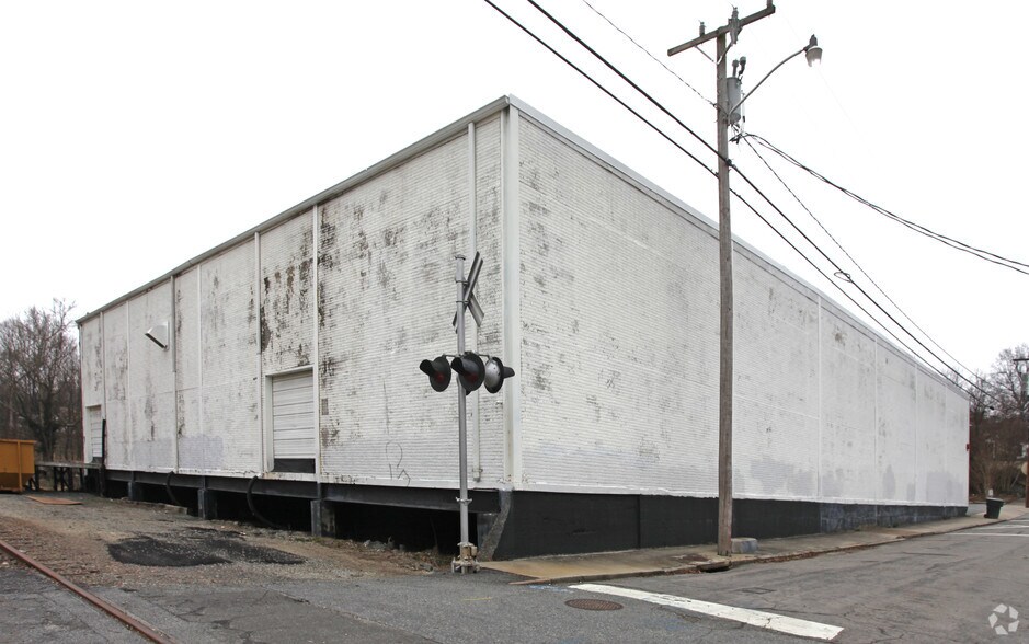More Photos Of 501 Guilford Ave, Greensboro Warehouse For Sale