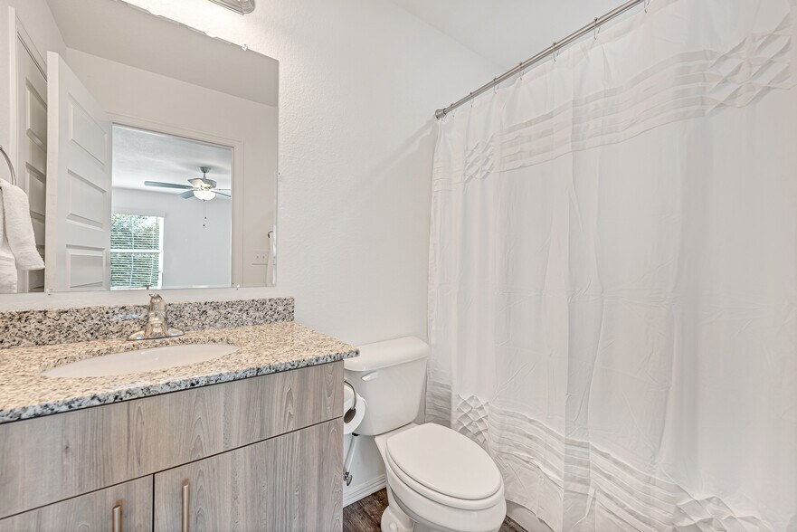 More Photos Of 1512 S Razorback Rd, Fayetteville Apartments For Sale