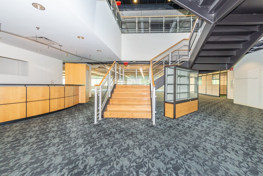 More Photos Of 1467 Rt 31 S, Annandale Office For Sale