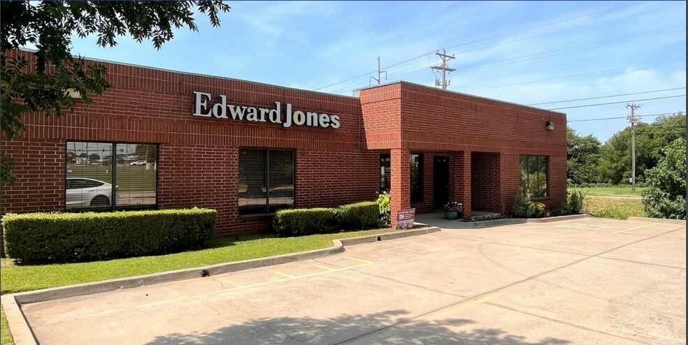 Primary Photo Of 2350-2360 McKown Dr, Norman Office For Lease