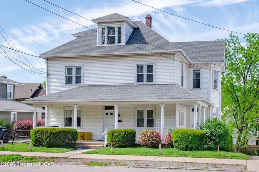 Primary Photo Of 310 E Main St, Nanticoke Apartments For Sale