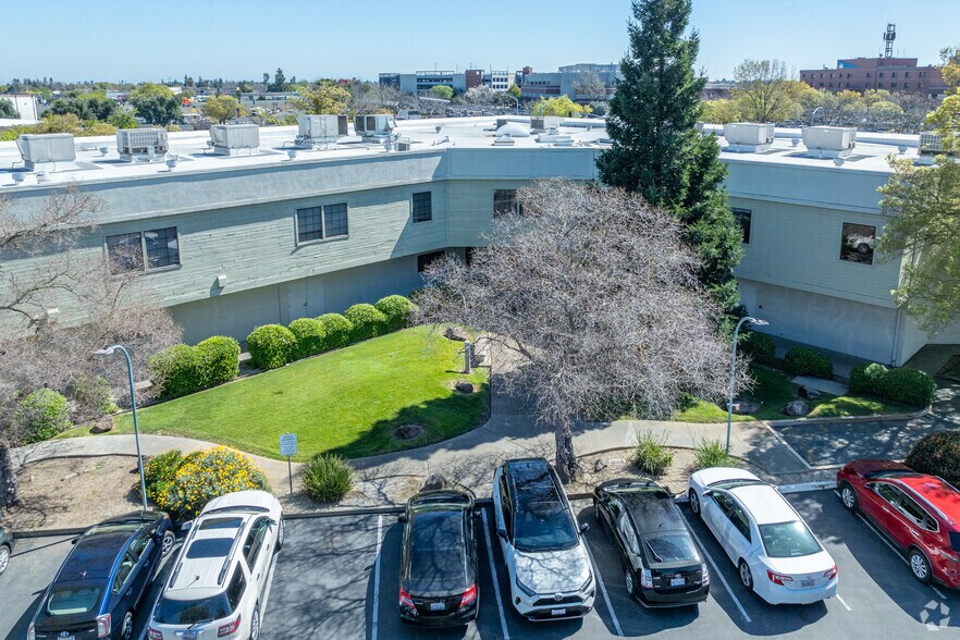 More Photos Of 7880 Alta Valley Dr, Sacramento Medical For Sale