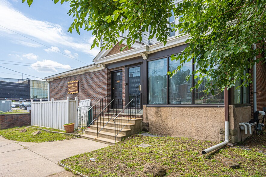 More Photos Of 100-102 W Fornance St, Norristown Medical For Sale