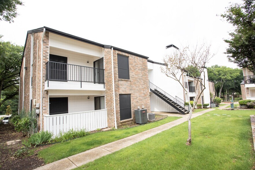 More Photos Of 4328 Duck Creek Dr, Garland Apartments For Sale