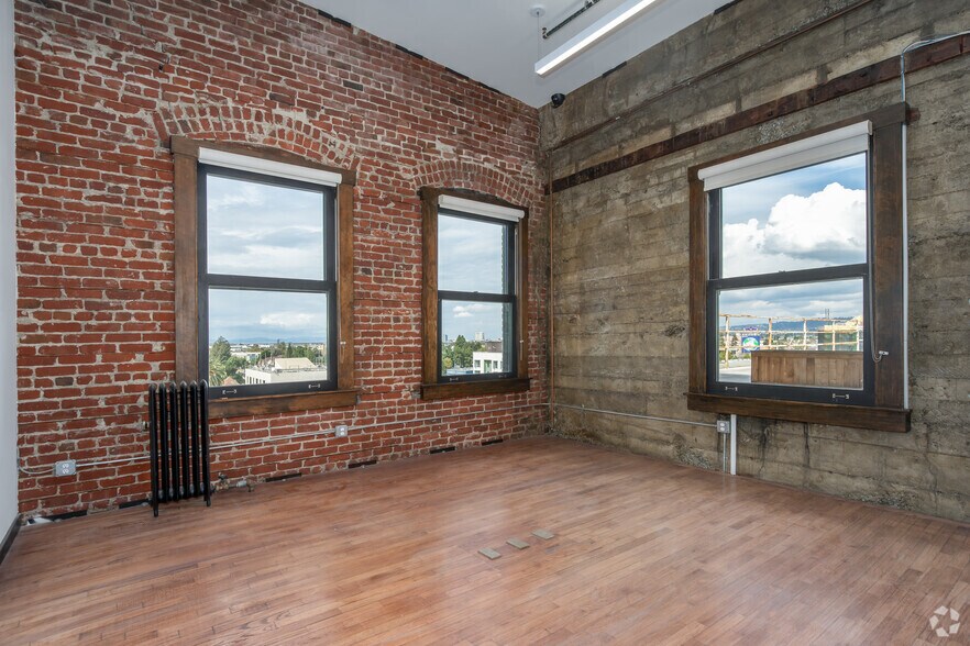 More Photos Of 600-610 16th St, Oakland Office For Lease