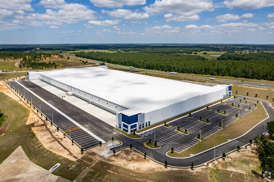 More Photos Of 20229 O’Brien Rd, Groveland Warehouse For Sale