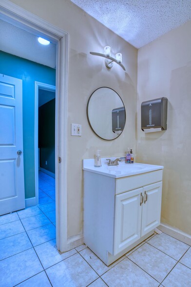 More Photos Of 226 E Main St, Union Storefront Retail Residential For Sale