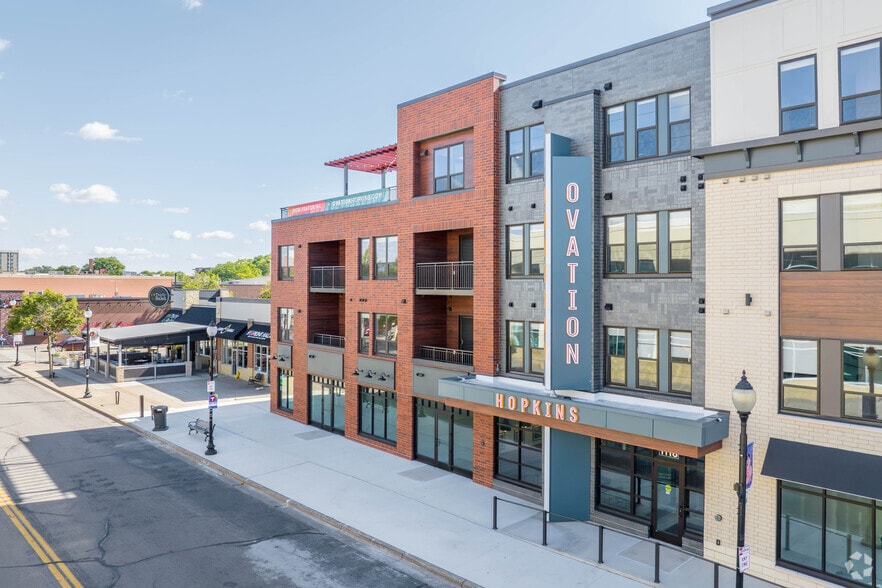 More Photos Of 1118 Mainstreet, Hopkins Apartments For Lease