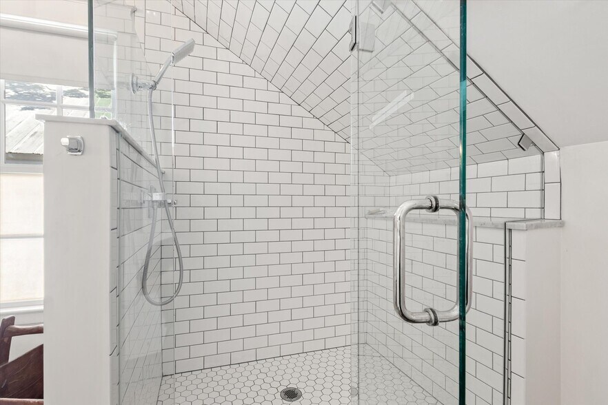 More Photos Of 16 Locust St, Saint Augustine Specialty For Sale