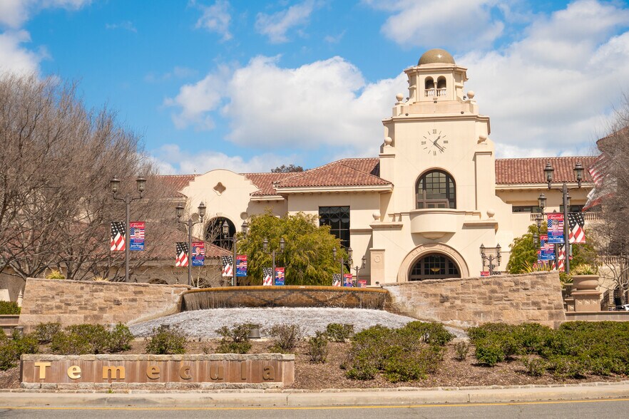 More Photos Of 41915 3rd St, Temecula Restaurant For Sale