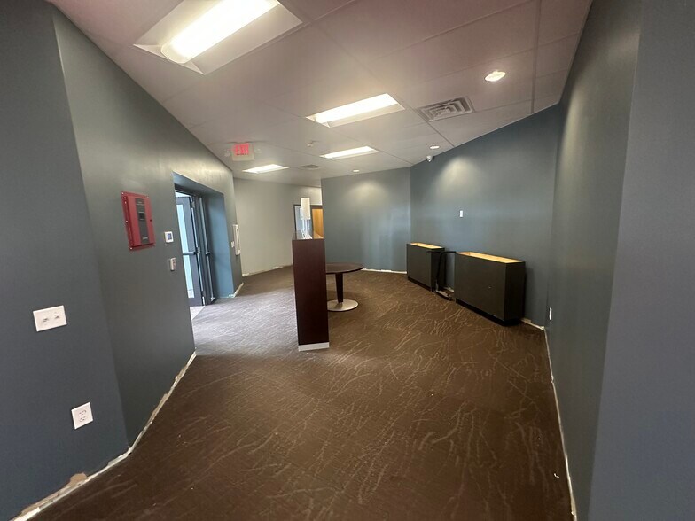 More Photos Of 4725 Twin Rivers Rd, North Platte Office For Lease