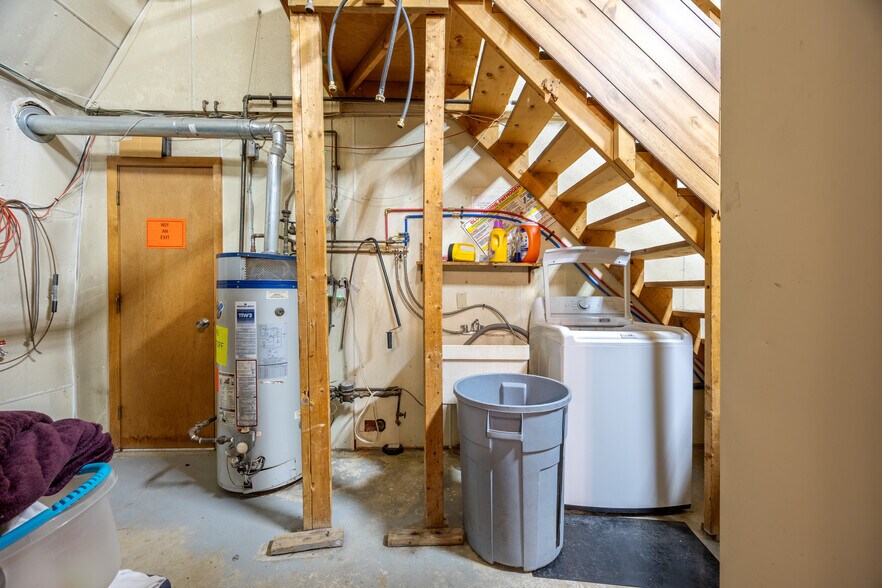 More Photos Of 4 Shearer St, Palmer General Retail For Sale