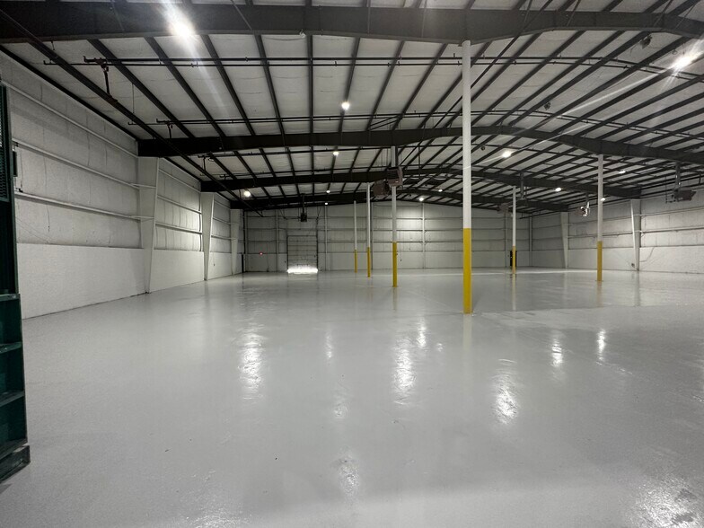 More Photos Of 60 Portland Rd, West Conshohocken Warehouse For Lease