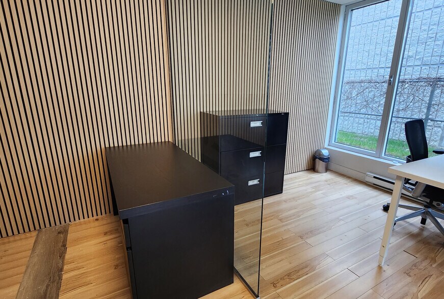 More Photos Of 3005 Boul Matte, Brossard Office For Lease