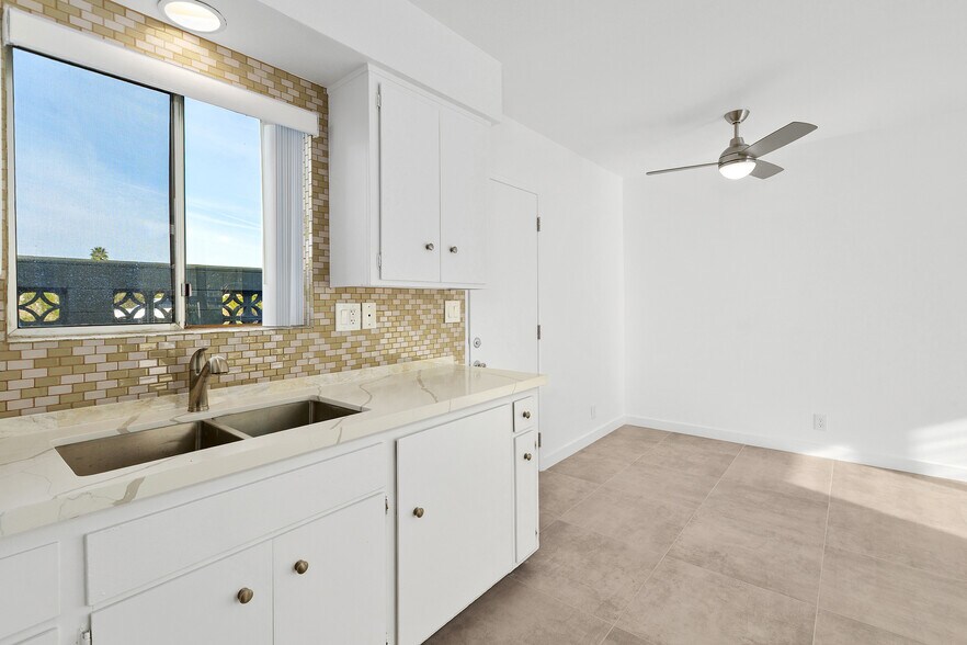 More Photos Of 1777 E Arenas Rd, Palm Springs Apartments For Sale