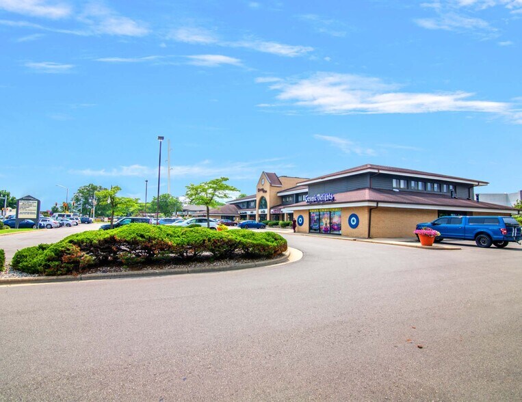 More Photos Of 630 Gammon Rd, Madison Freestanding For Sale