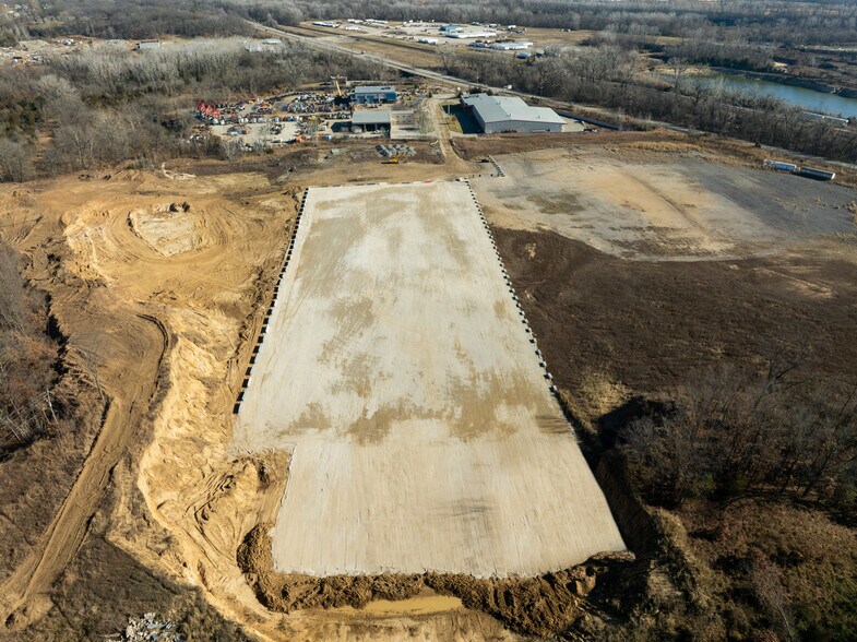 More Photos Of 1625 86th St, Kansas City Land For Lease