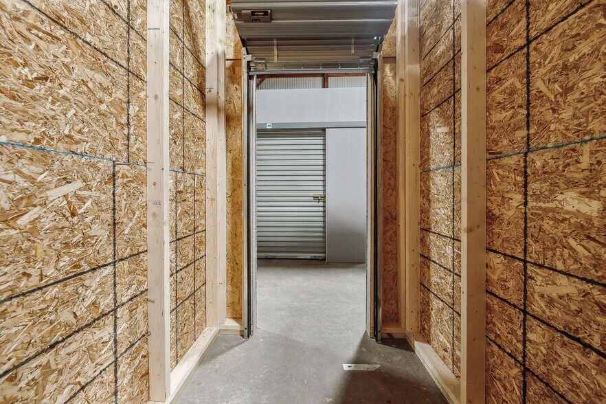 More Photos Of 14 North St, Oneonta Self Storage For Sale