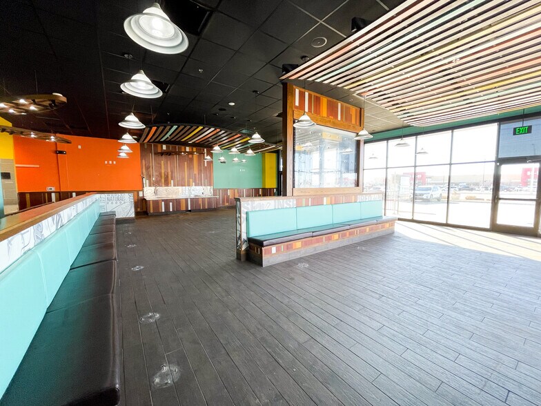 More Photos Of 4410 114th St, Lubbock General Retail For Lease