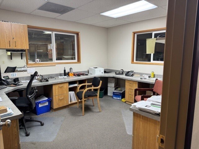 More Photos Of 10 N Seneca Rd, Eugene Manufacturing For Sale