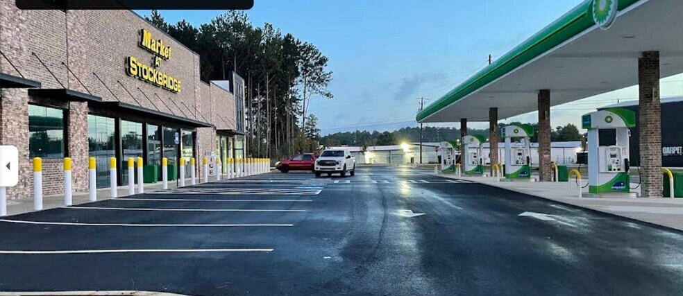 More Photos Of 9850 N Davidson Pky, Stockbridge Service Station For Lease