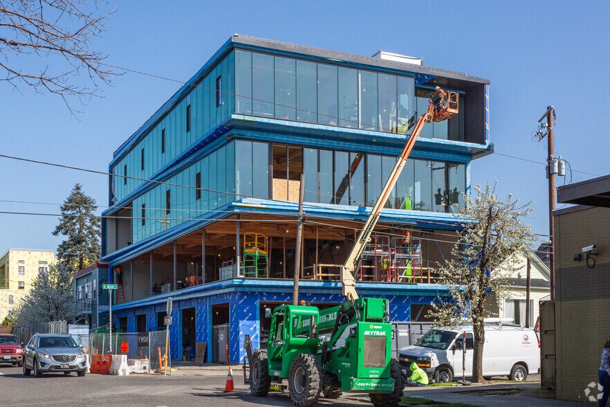 More Photos Of 3720 N Vancouver Ave, Portland Office For Lease