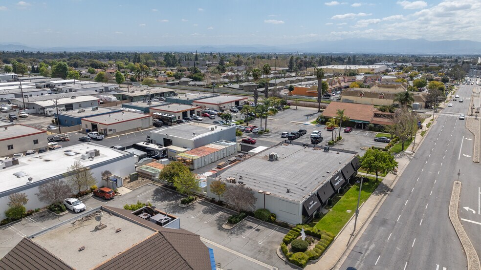 More Photos Of 140 N Mountain Ave, Upland Freestanding For Lease