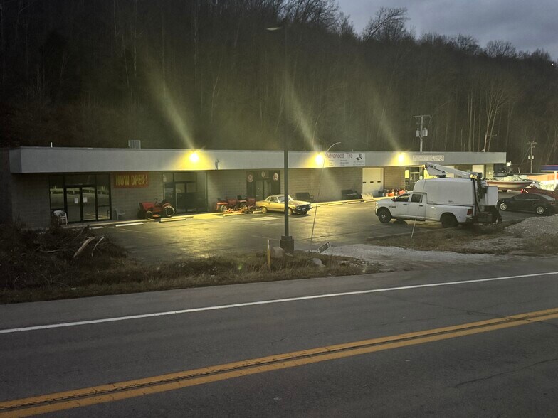 More Photos Of 873 Call Rd, Charleston General Retail For Sale