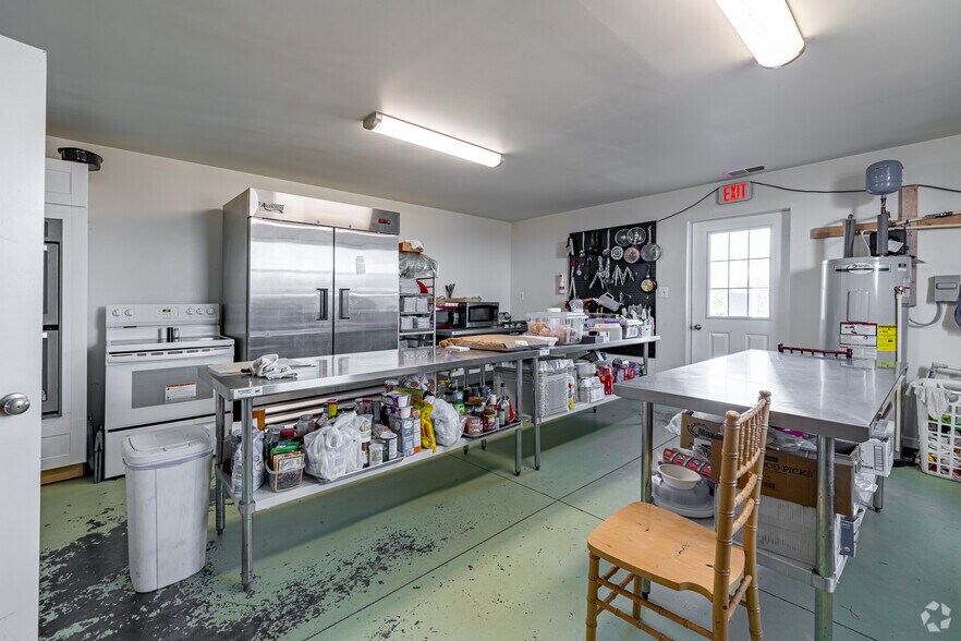 More Photos Of 150 Ridgemont Rd, Middletown Winery Vineyard For Sale