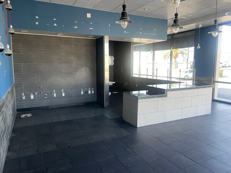 More Photos Of 2675-2685 S Eastern Ave, Las Vegas Unknown For Lease